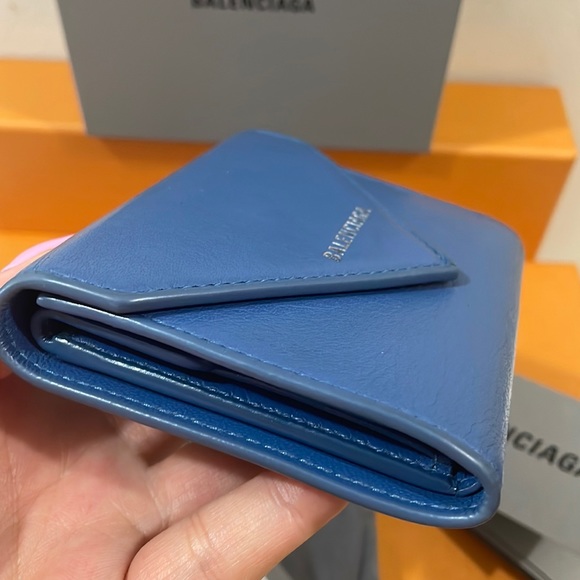 SOLD❤️Authentic Balenciaga Mini Wallet in Blue💙 - Picture 6 of 16